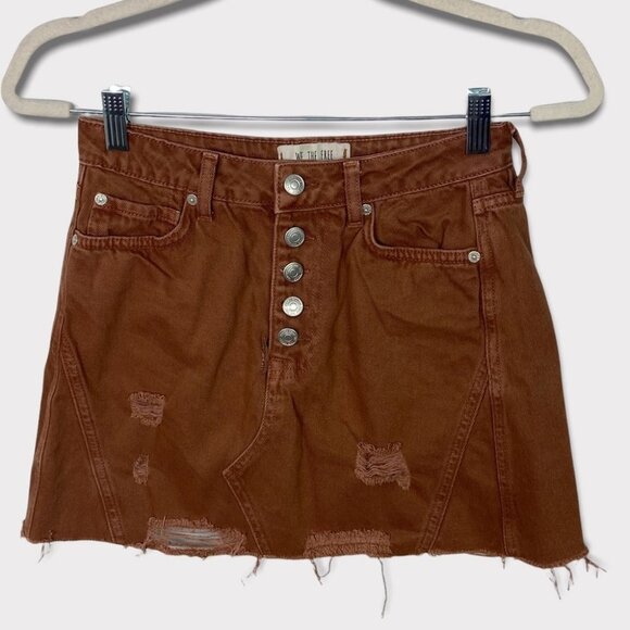 Free People Retro Brown Distressed Denim Mini Size Size 26 or Small Boho Button - Picture 3 of 10